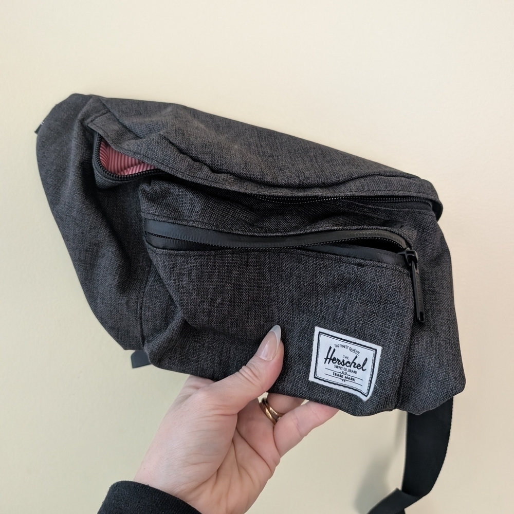 Herschel Supply Company Black Waist Fanny Pack